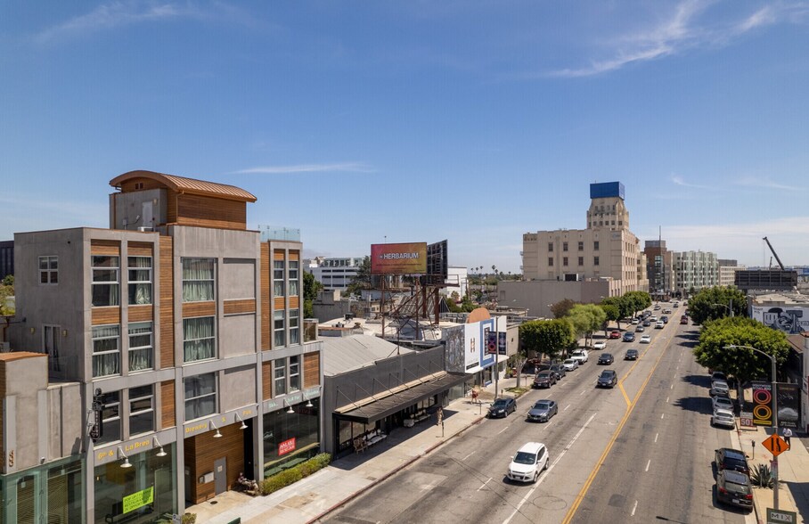612 S La Brea Ave, Los Angeles, CA à louer - Photo de l’immeuble – Image 2 sur 11