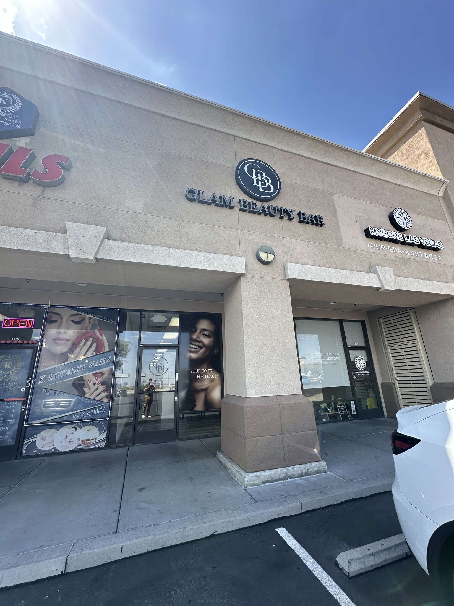 4075 S Durango Dr, Las Vegas, NV à louer Photo de l’immeuble– Image 1 sur 10