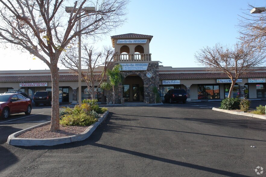 835 E Southern Ave, Mesa, AZ à louer - Photo de l’immeuble – Image 2 sur 3