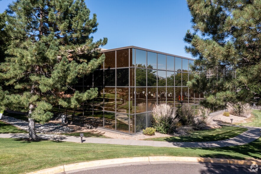 7995 E Prentice Ave, Greenwood Village, CO à vendre - Photo de l’immeuble – Image 2 sur 4