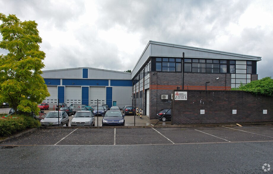 1 Thomas Rd, Wooburn Green à vendre - Photo principale – Image 1 sur 1