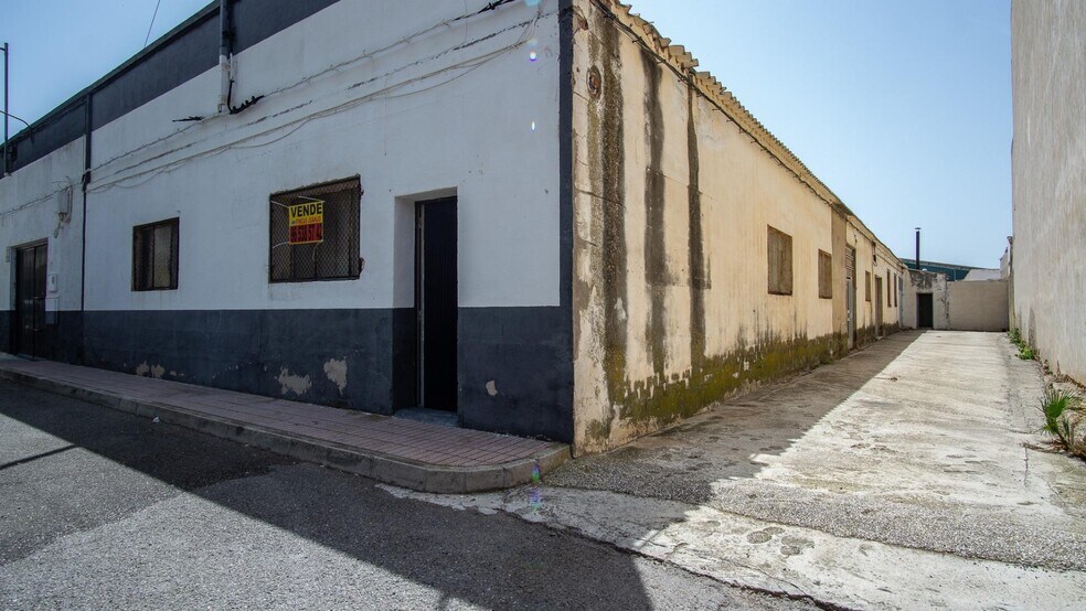 Industriel/Logistique dans Salinas à vendre - Photo de l’immeuble – Image 2 sur 14