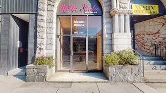 Plus de détails pour 42 W Main St, Riverhead, NY - Bureau/Local commercial à louer