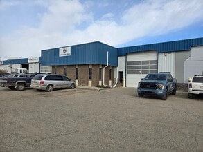 8319 Chiles Industrial Av, Red Deer, AB à louer Photo intérieure– Image 2 sur 20