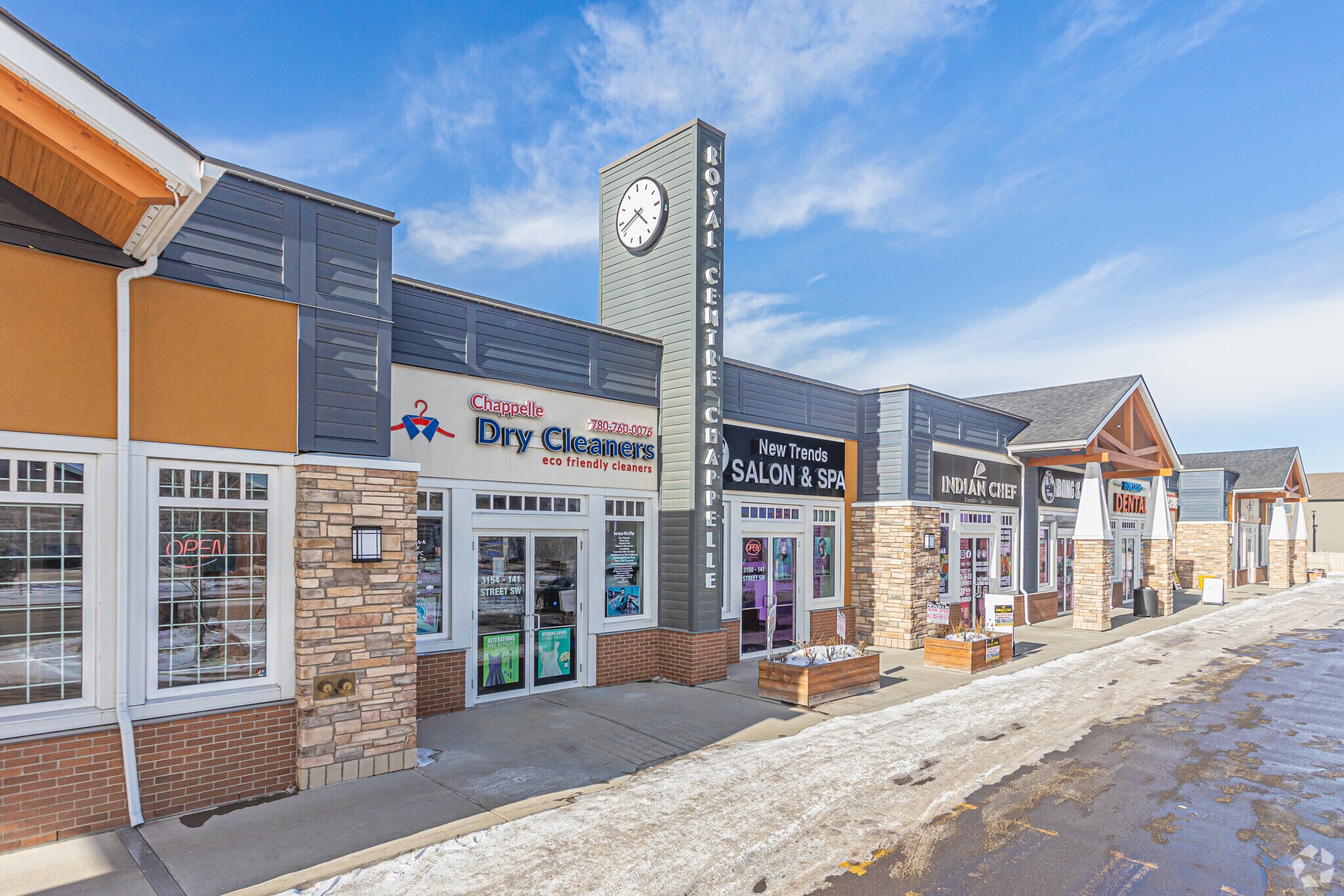 3142 142 St NW, Edmonton, AB à louer Photo principale– Image 1 sur 23