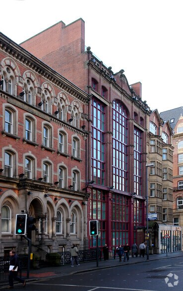 21-23 Wellington St, Leeds à louer - Photo de l’immeuble – Image 3 sur 4