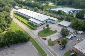 Plus de détails pour 1056 NE 16th St, Ocala, FL - Local d'activités à louer