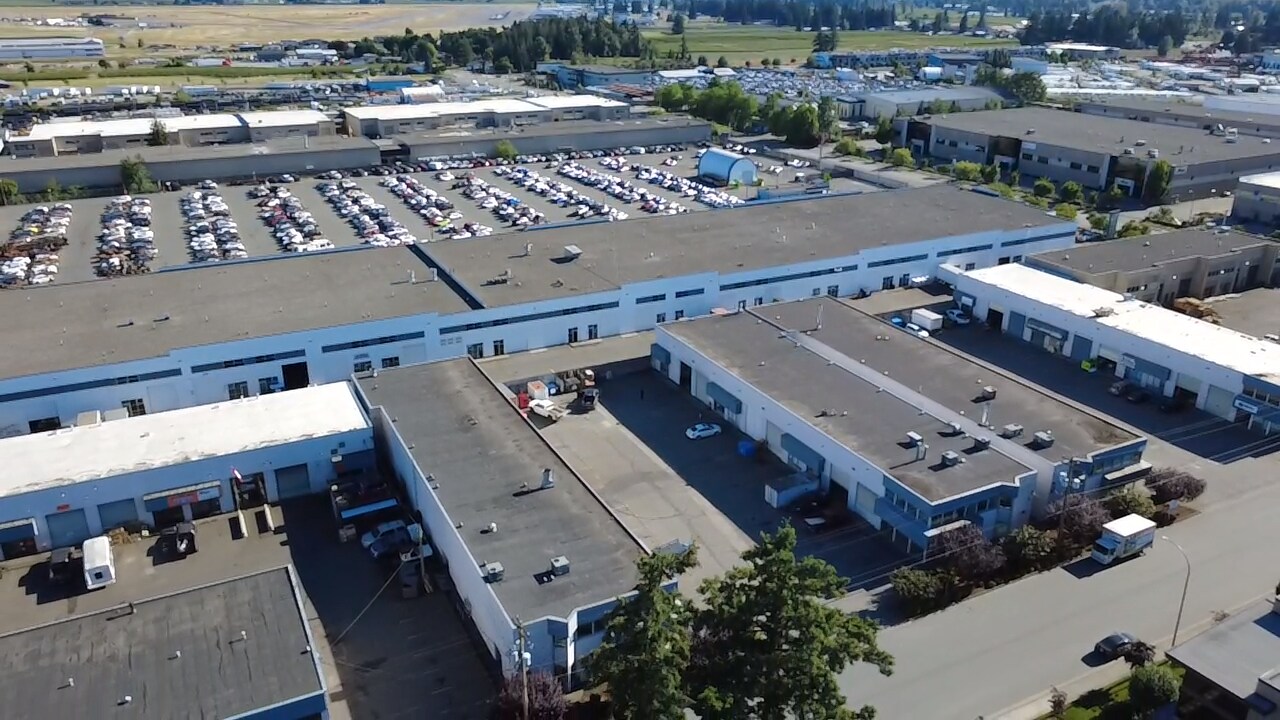 30970 Wheel Ave, Abbotsford, BC à louer Aérien– Image 1 sur 4
