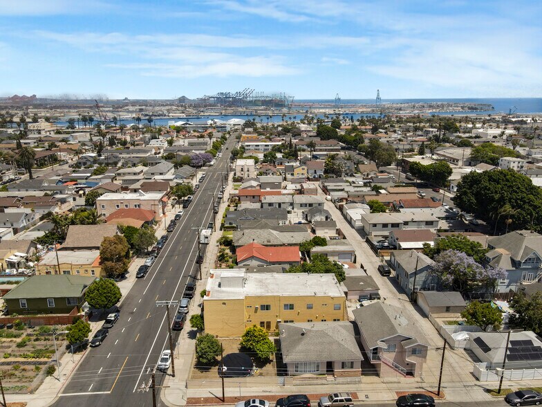 383 W 14th St, San Pedro, CA à vendre - Photo de l’immeuble – Image 3 sur 21