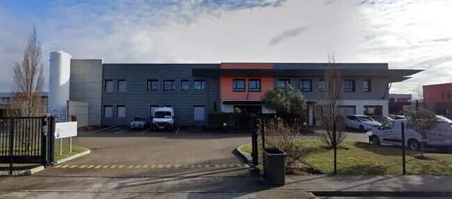 Plus de détails pour Bureau, Local d'activités à louer