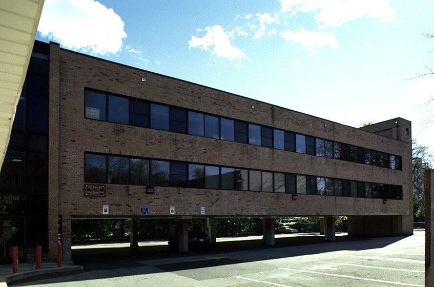 77 Quaker Ridge Rd, New Rochelle, NY à louer - Autre – Image 2 sur 25