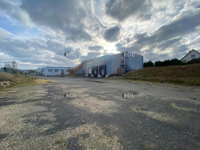 Plus de détails pour Industriel/Logistique à louer