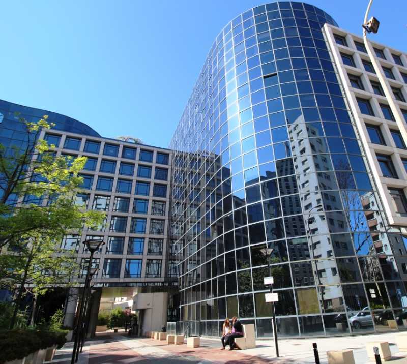 47 Rue Louis Blanc, Courbevoie à vendre Photo de l’immeuble– Image 1 sur 9