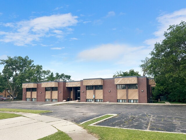 1590 Weatherstone Ln, Elgin, IL à vendre Photo de l’immeuble– Image 1 sur 43