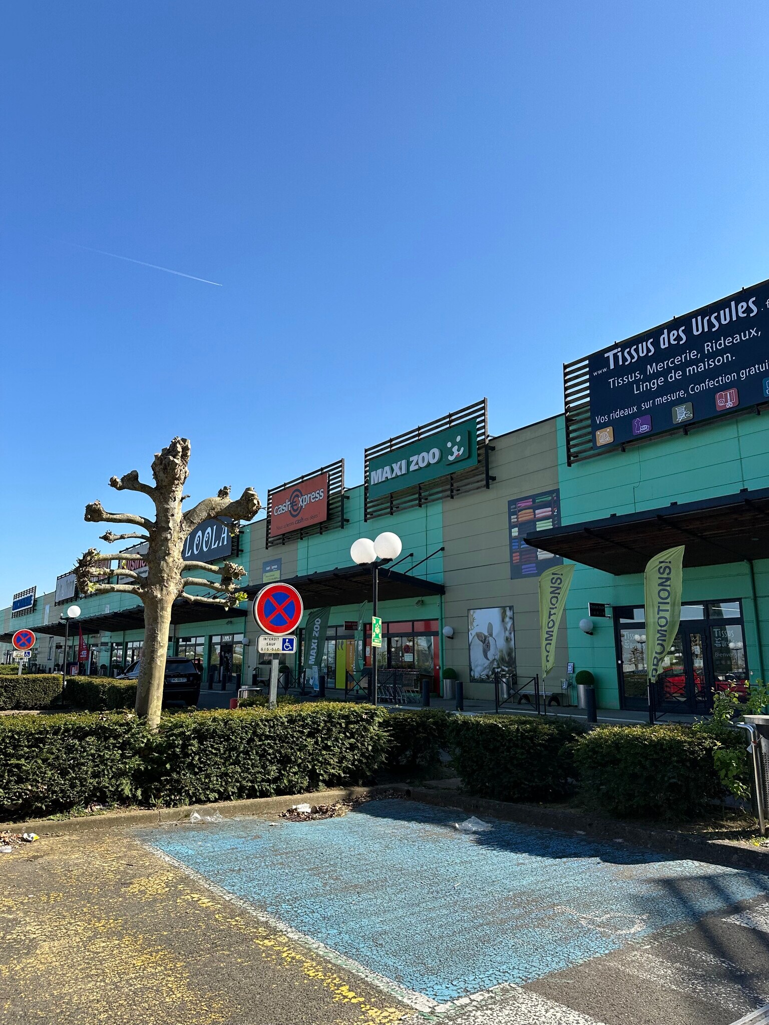 Rue Rene Descartes, Proville à louer Photo principale– Image 1 sur 2
