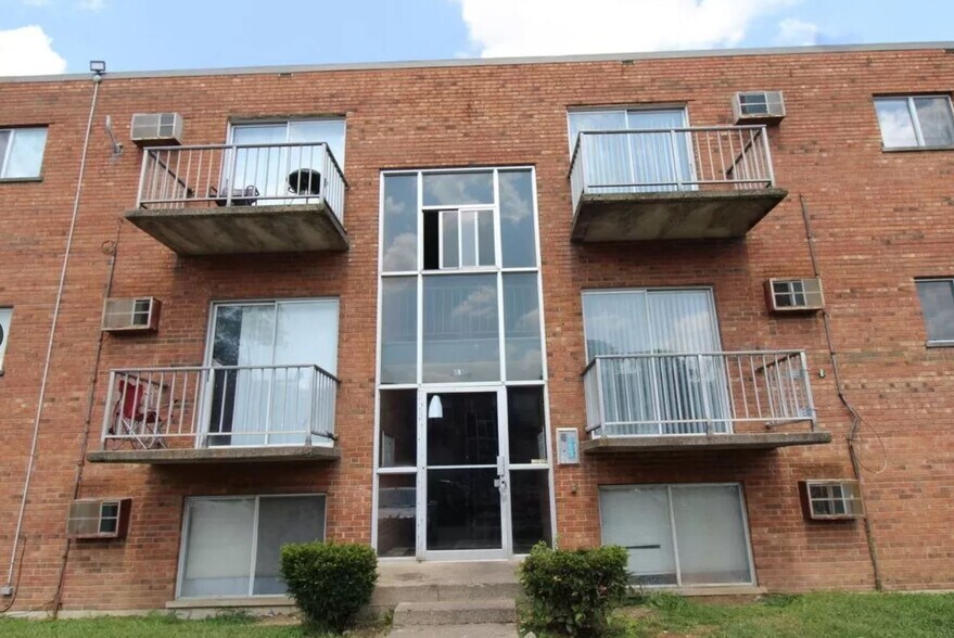 2846 Harrison Ave, Cincinnati, OH à vendre - Photo de l’immeuble – Image 2 sur 3