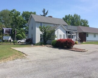 Plus de détails pour 1002 S Division St, Carterville, IL - Bureau à vendre