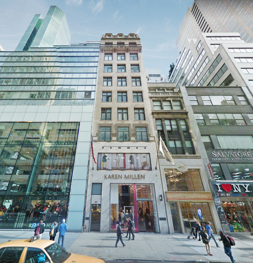 587 Fifth Ave, New York, NY à louer Photo de l’immeuble– Image 1 sur 4