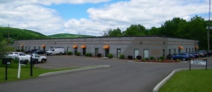 27 Link Dr, Binghamton, NY à louer Photo de l’immeuble– Image 1 sur 1