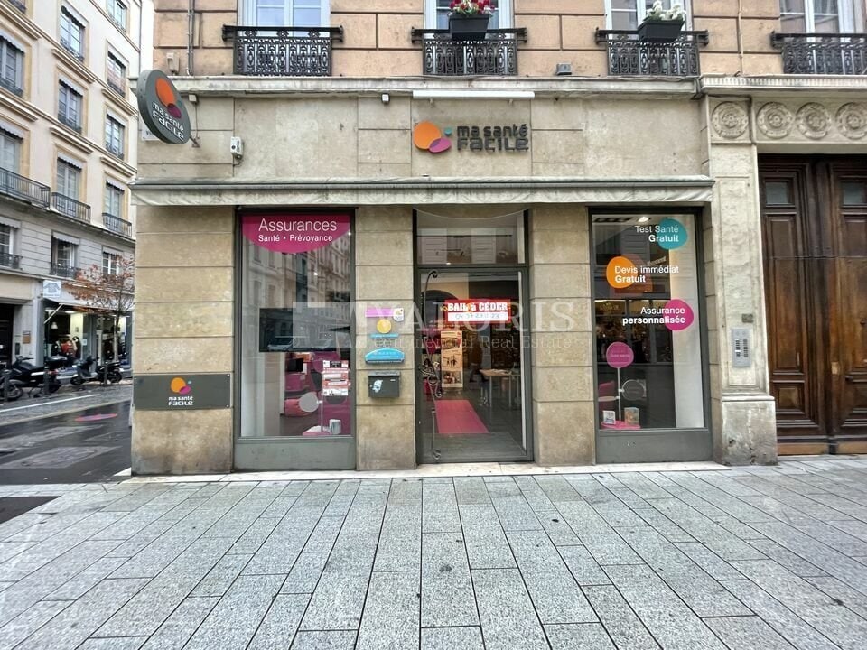 Local commercial dans Lyon à louer Photo de l’immeuble– Image 1 sur 7