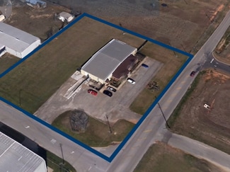 Plus de détails pour 410 Industrial Blvd, Daleville, AL - Industriel/Logistique à vendre