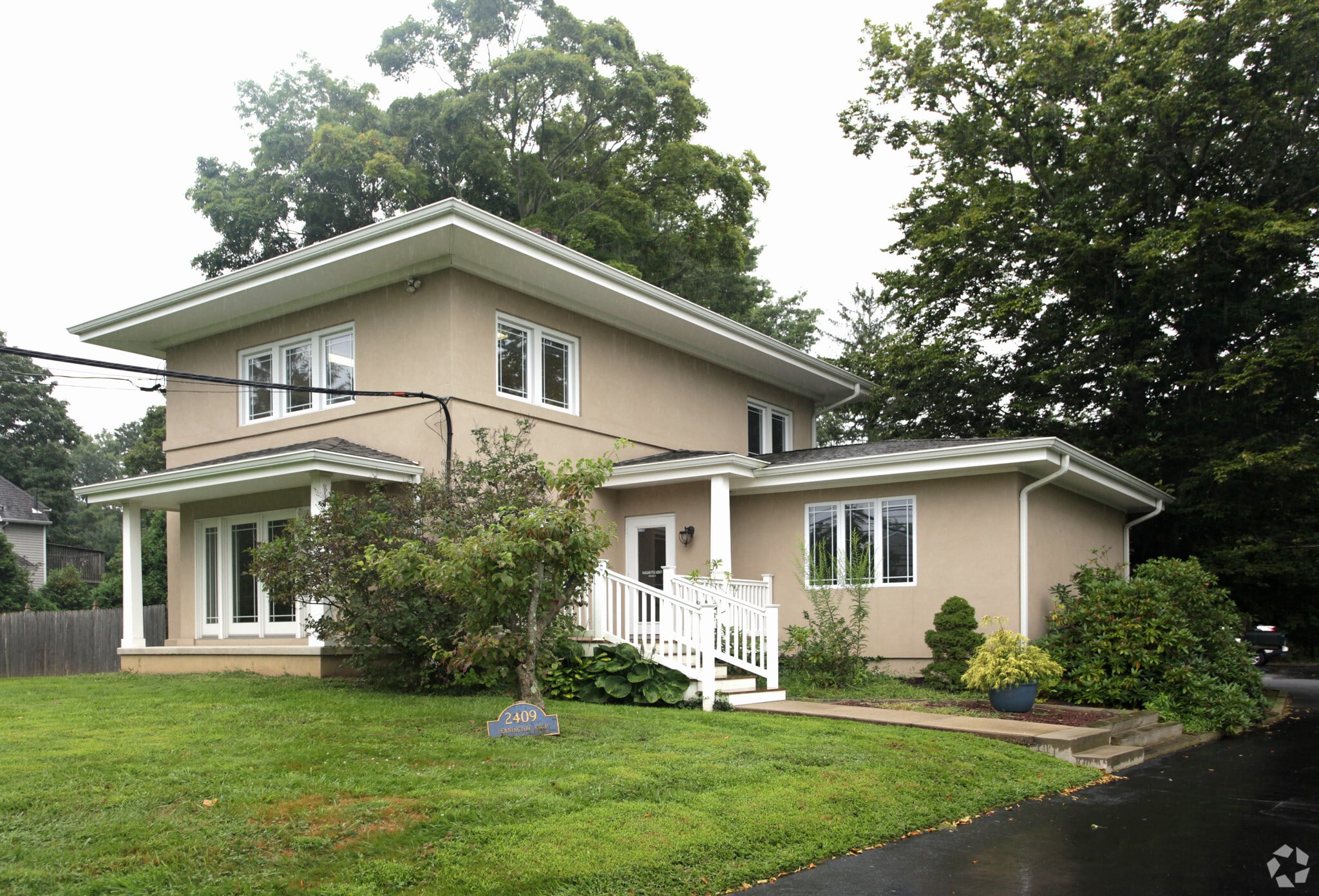 2409 Pennington Rd, Pennington, NJ à louer Photo principale– Image 1 sur 19