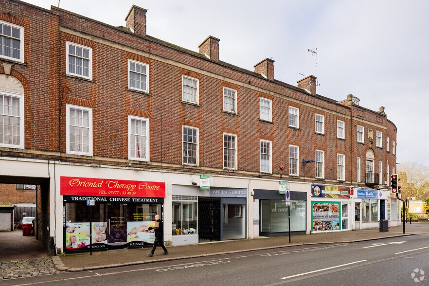 94-94A Easton St, High Wycombe à louer - Photo de l’immeuble – Image 2 sur 3