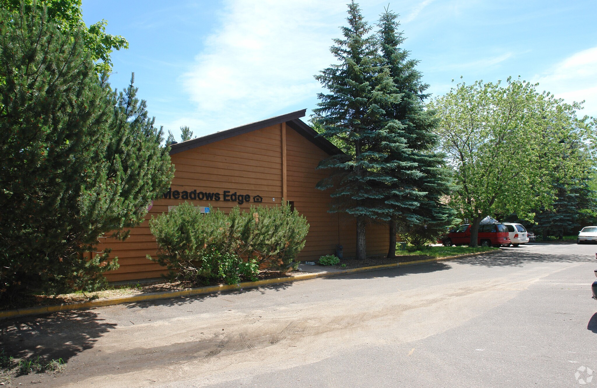 106 County Rd 5 NE, Isanti, MN à vendre Photo principale– Image 1 sur 3