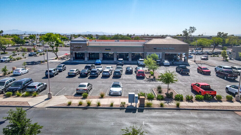 7700 S Priest Dr, Tempe, AZ à louer - Photo de l’immeuble – Image 3 sur 10