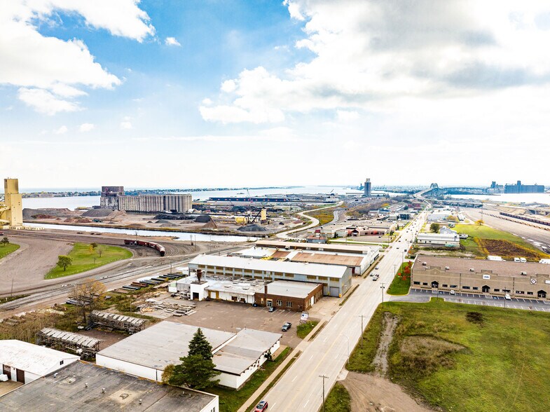 350 Garfield Ave, Duluth, MN à louer - Photo de l’immeuble – Image 3 sur 78