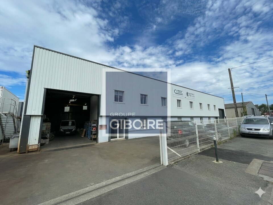 Industriel/Logistique dans Rennes à vendre Photo de l’immeuble– Image 1 sur 15