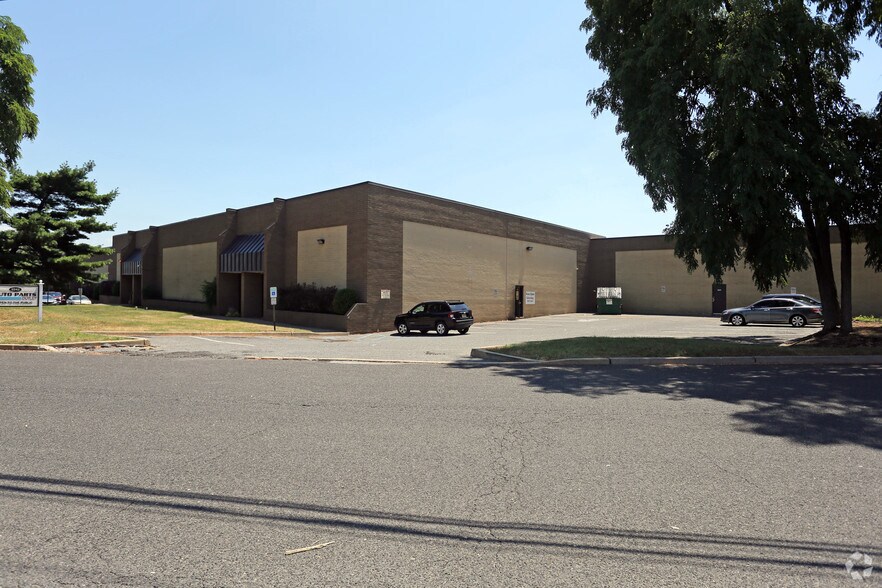 9240-9246 Commerce Hwy, Pennsauken, NJ à louer - Photo principale – Image 1 sur 6