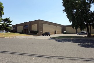 Plus de détails pour 9240-9246 Commerce Hwy, Pennsauken, NJ - Industriel/Logistique à louer