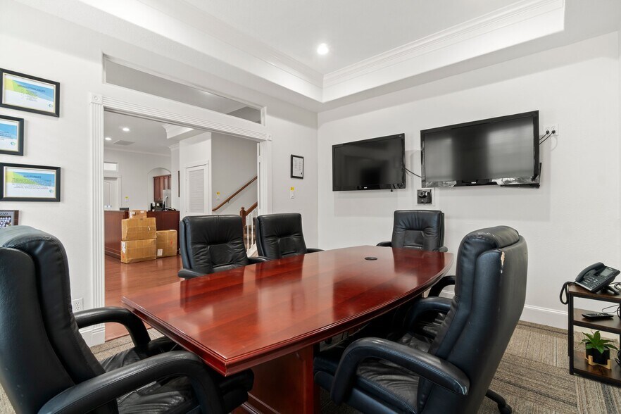 25511 Budde Rd, The Woodlands, TX à vendre - Photo intérieure – Image 3 sur 19