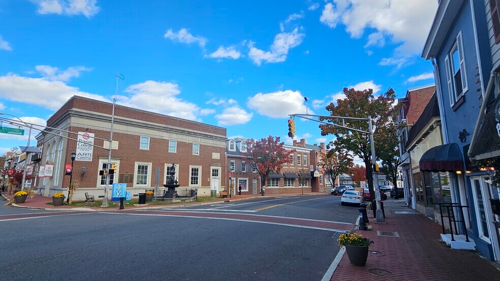 4 Mill St, Mount Holly, NJ à vendre - Photo de l’immeuble – Image 2 sur 9