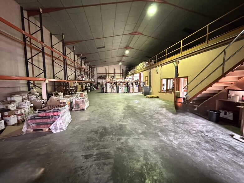 Industriel/Logistique dans Benifaió, Valencia à vendre - Photo principale – Image 2 sur 21