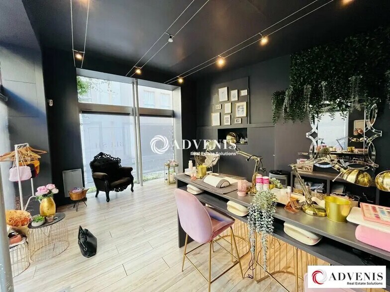 Local commercial dans Bordeaux à vendre - Photo de l’immeuble – Image 3 sur 7