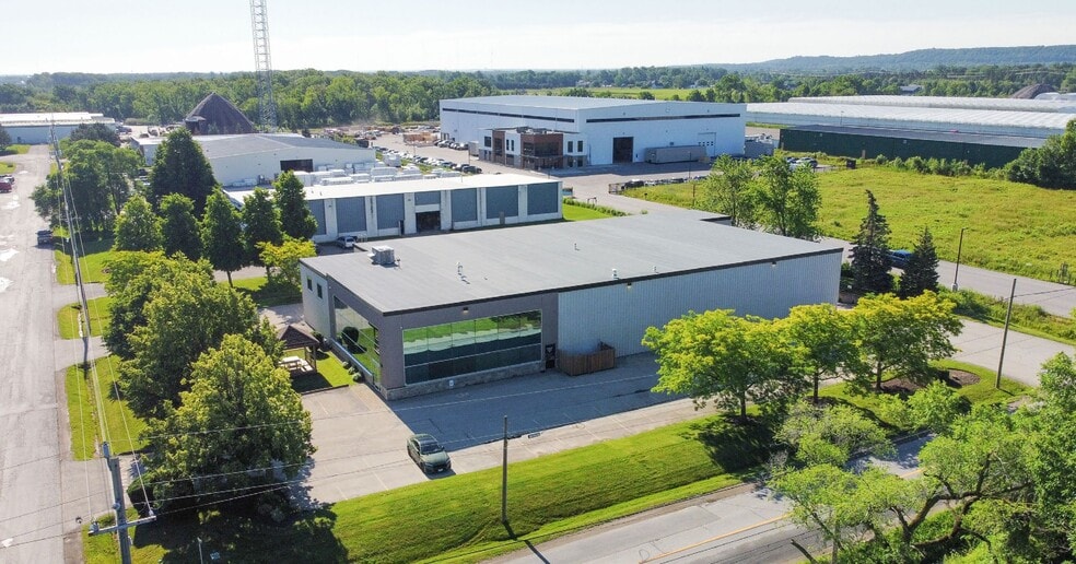 4800 Hinan Dr, Beamsville, ON à vendre - Photo principale – Image 1 sur 10