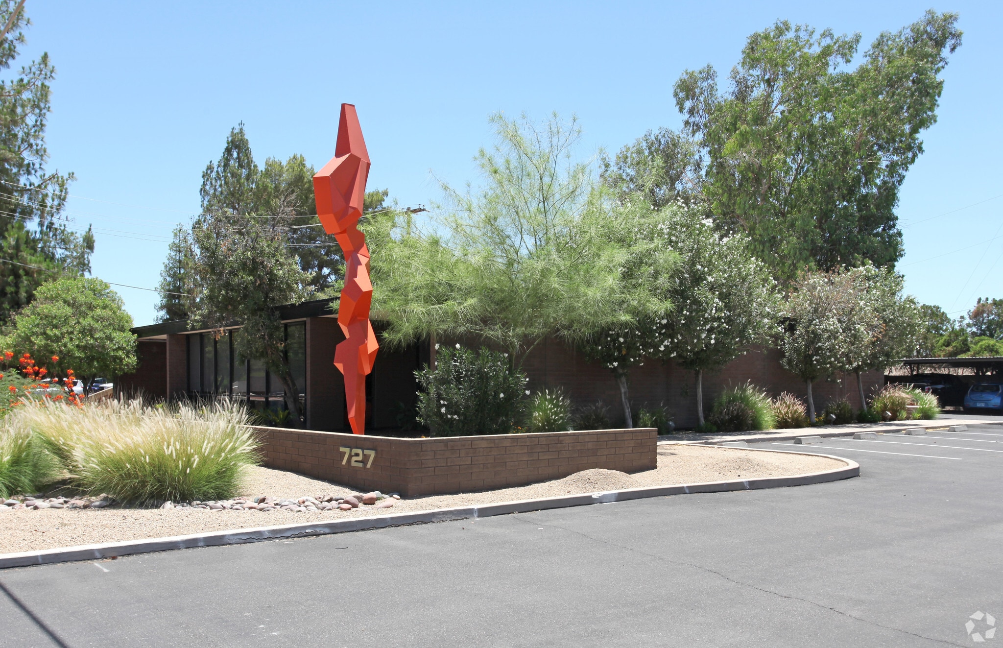727 E Maryland Ave, Phoenix, AZ à louer Photo principale– Image 1 sur 4