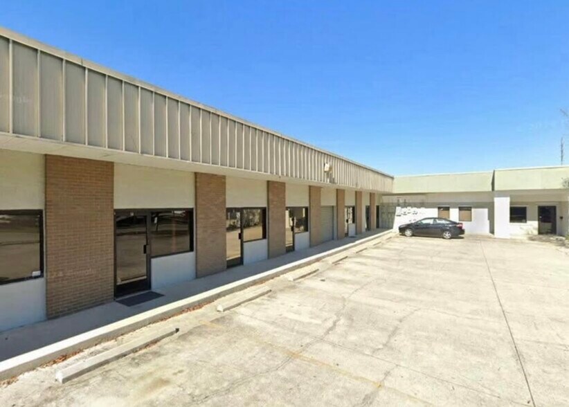 6212 44th St N 21, Pinellas Park, FL à louer - Photo de l’immeuble – Image 1 sur 14