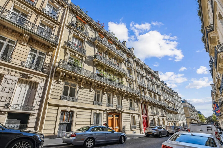 98 Rue De Miromesnil, Paris à vendre - Photo de l’immeuble – Image 1 sur 16