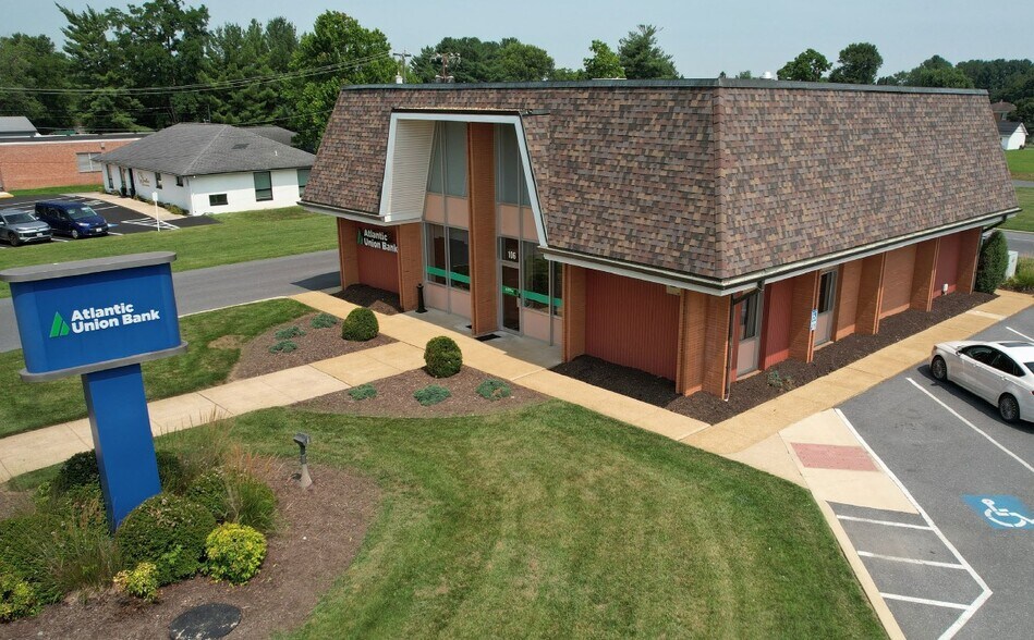 106 6th St, Grottoes, VA à vendre - Photo principale – Image 1 sur 2