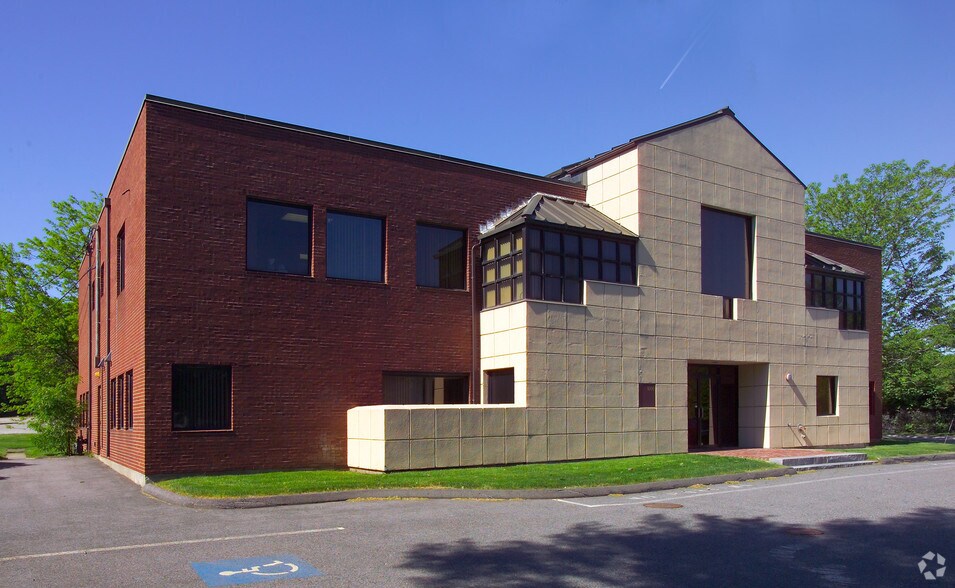 1000 Plain St, Marshfield, MA à vendre - Photo de l’immeuble – Image 1 sur 5