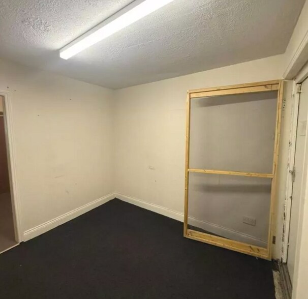 19 Woodthorpe Rd, Ashford à louer - Photo intérieure – Image 3 sur 7