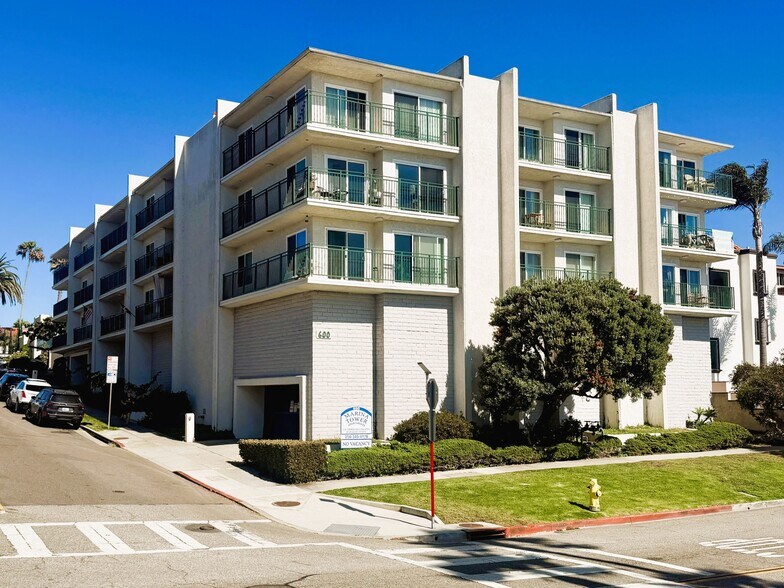 600 Esplanade, Redondo Beach, CA à vendre - Photo de l’immeuble – Image 2 sur 12