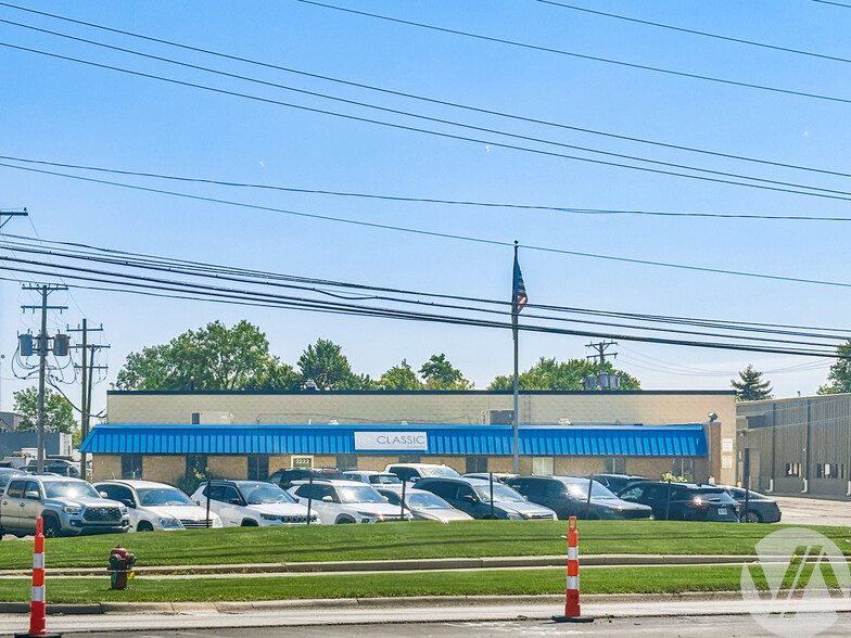 2222 Stephenson Hwy, Troy, MI à vendre - Photo de l’immeuble – Image 2 sur 7