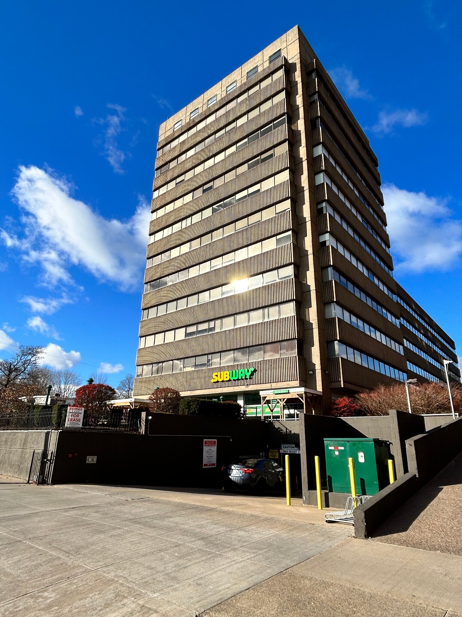 5991 Spring Garden Rd, Halifax, NS à louer Photo de l’immeuble– Image 1 sur 6