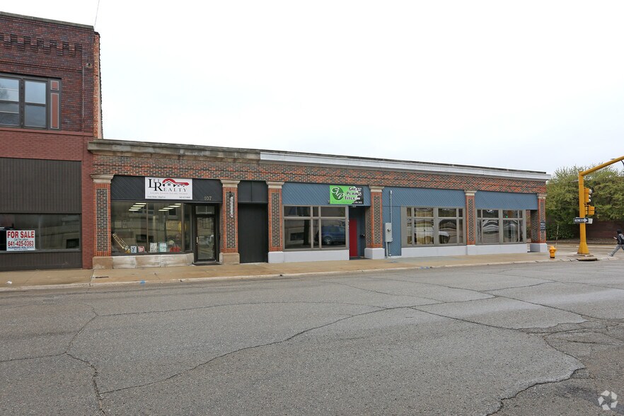 101-105 S Delaware Ave, Mason City, IA à louer - Photo de l’immeuble – Image 2 sur 3