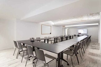 Plus de détails pour 26 Rue De Montholon, Paris - Coworking à louer