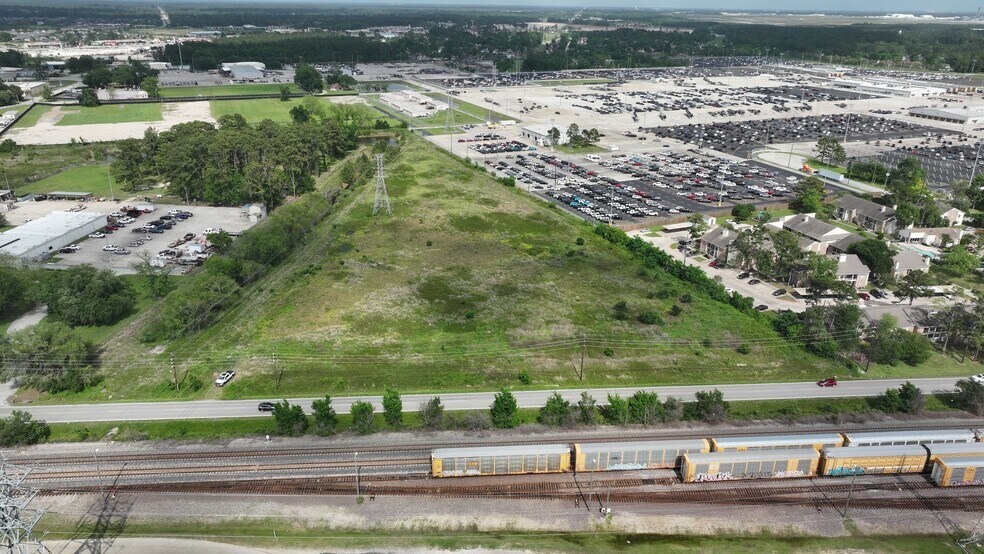 E Hardy Rd, Houston, TX à vendre - Photo de l’immeuble – Image 1 sur 3